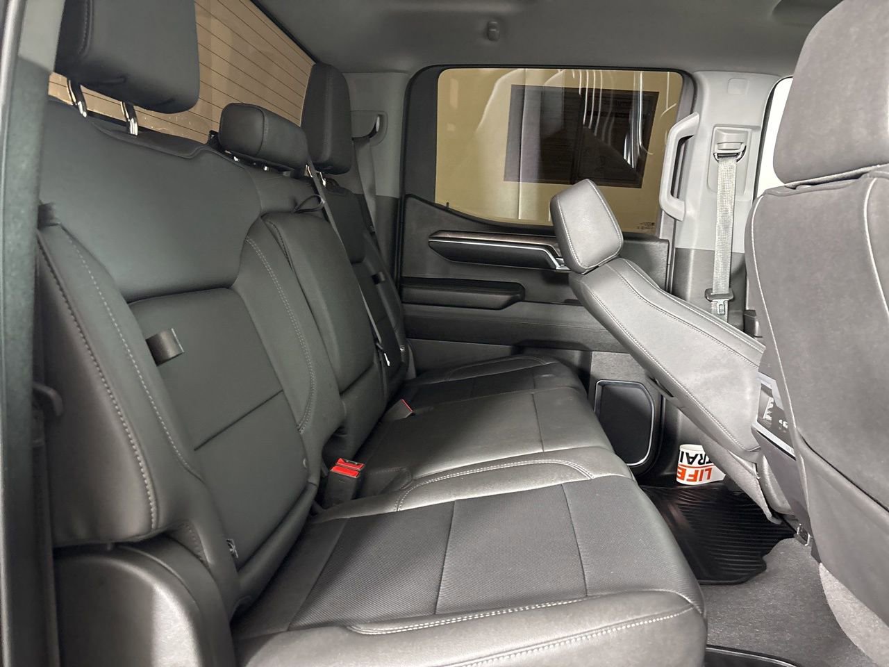 Used 2024 Chevrolet Silverado 1500 LTZ w/ Z71 Off-Road Package image 25