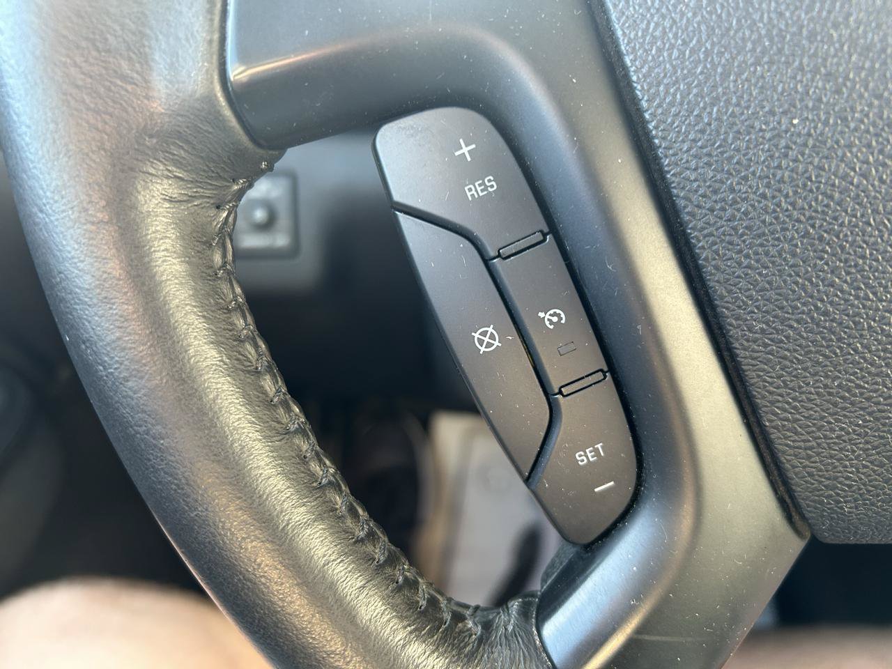 Used 2013 Buick Enclave Leather FWD image 19