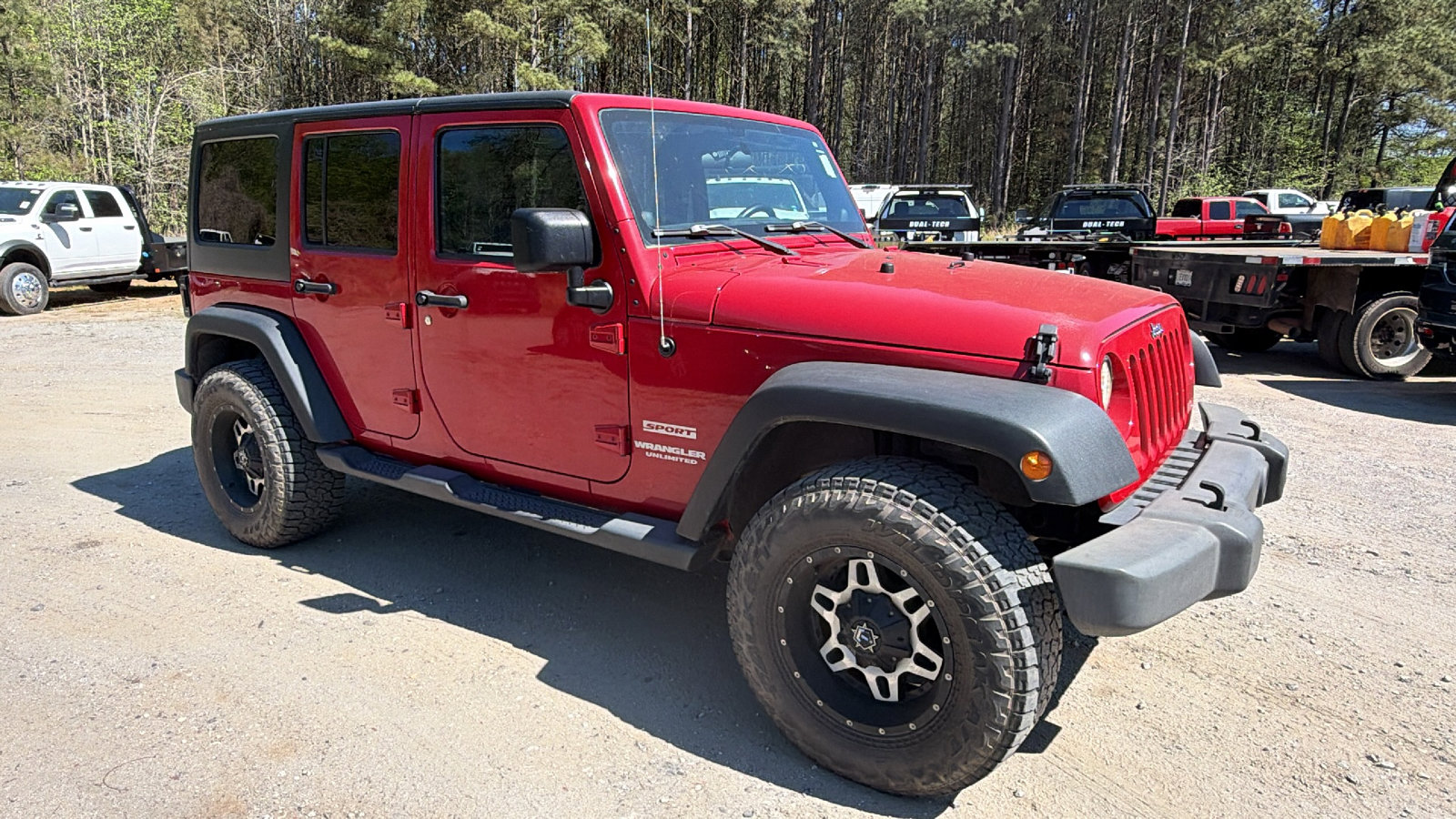 Used 2012 Jeep Wrangler Unlimited Sport image 5