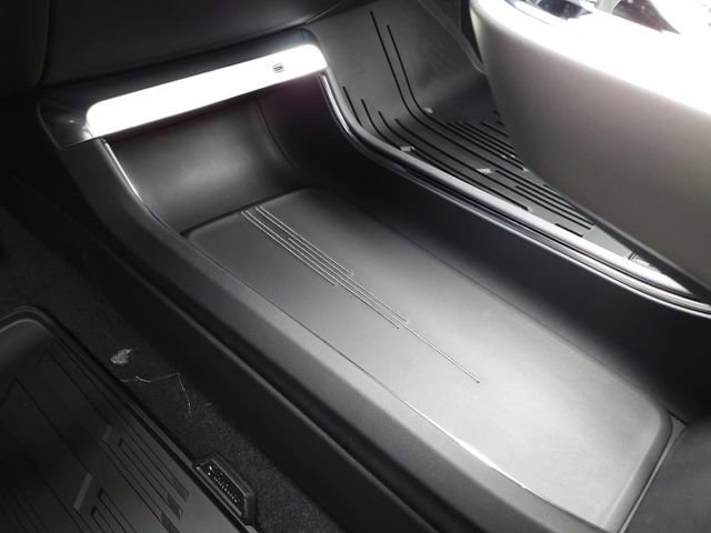 New 2025 Cadillac Lyriq Sport image 38