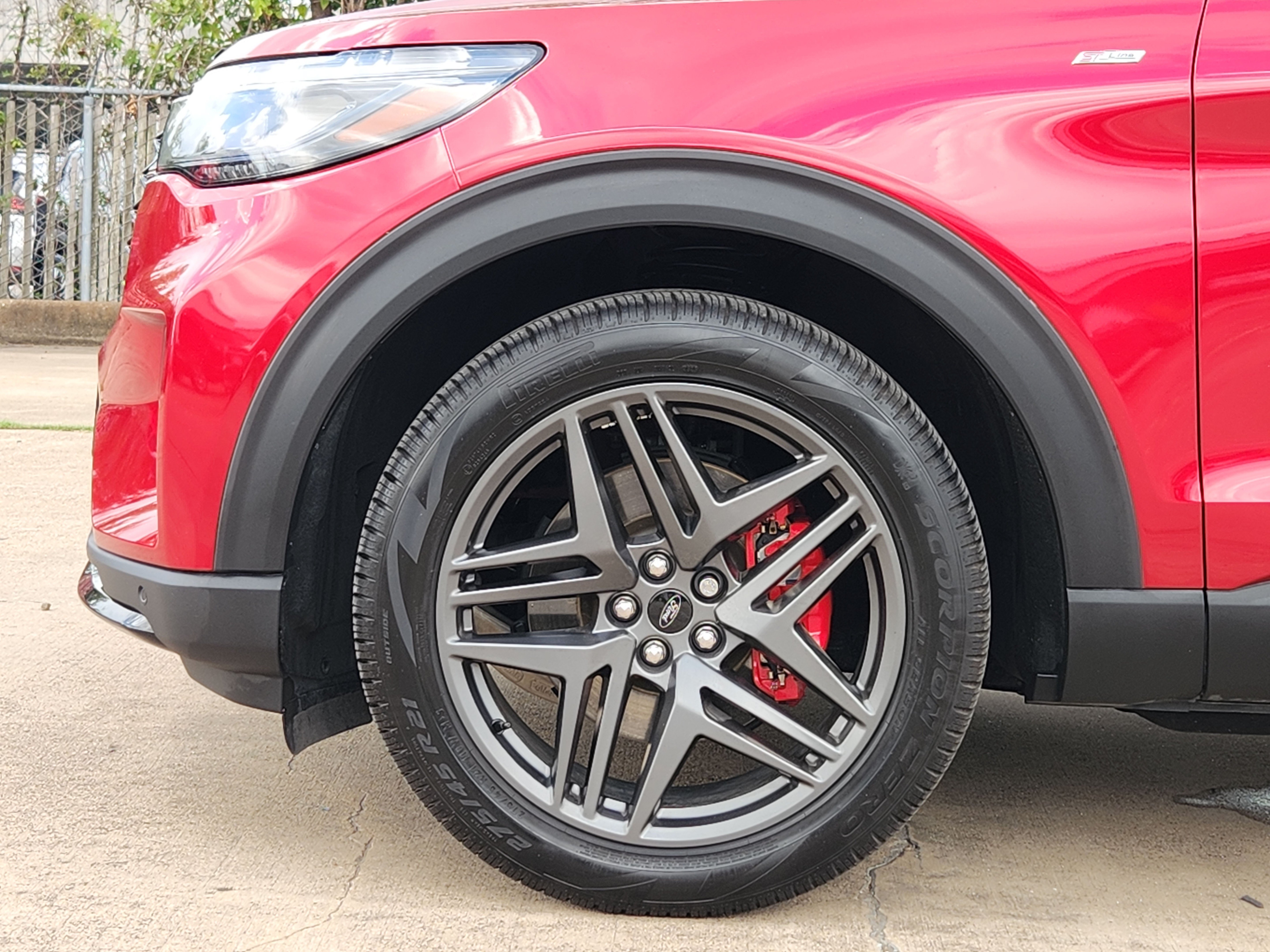 Used 2026 Ford Explorer ST-Line w/ ST-Line Street Pack RWD image 5