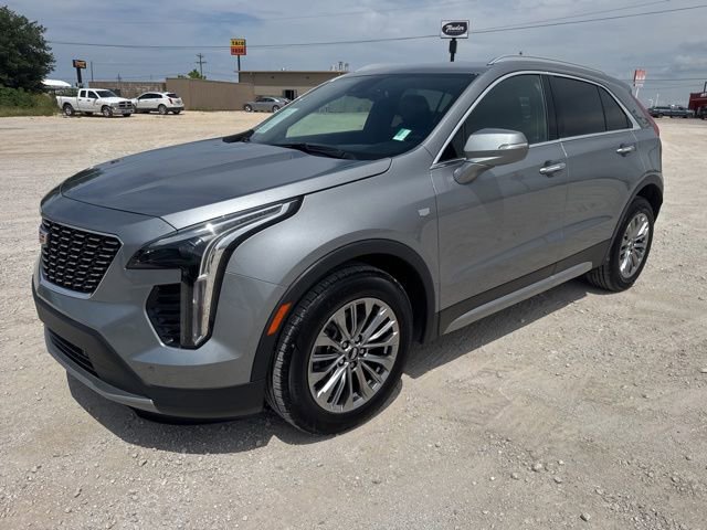Used 2023 Cadillac XT4 Premium Luxury FWD image 1