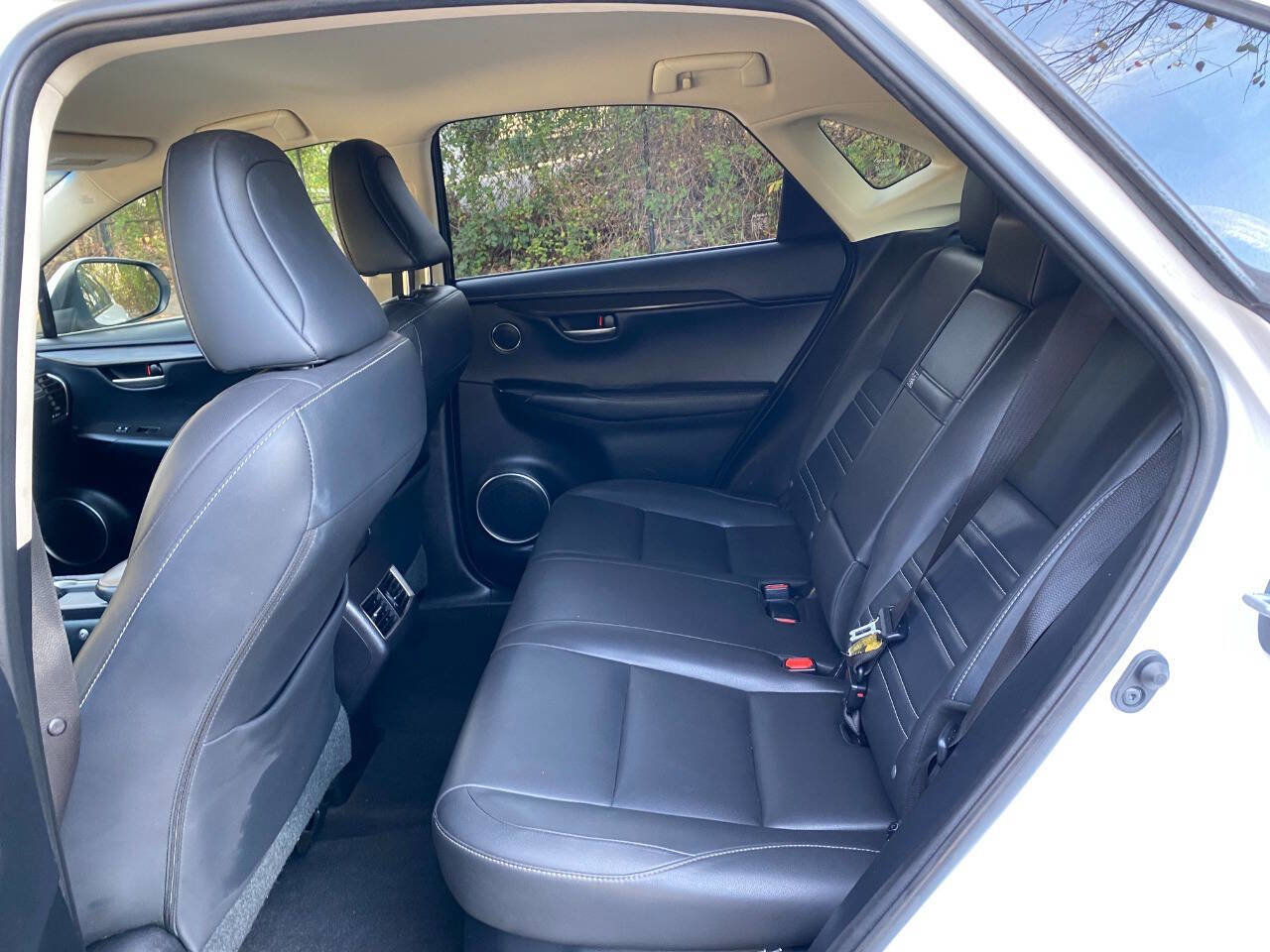 Used 2016 Lexus NX 200t FWD image 24