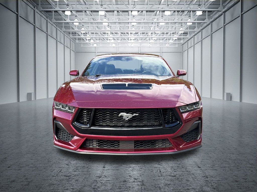 Used 2025 Ford Mustang GT Premium RWD image 2