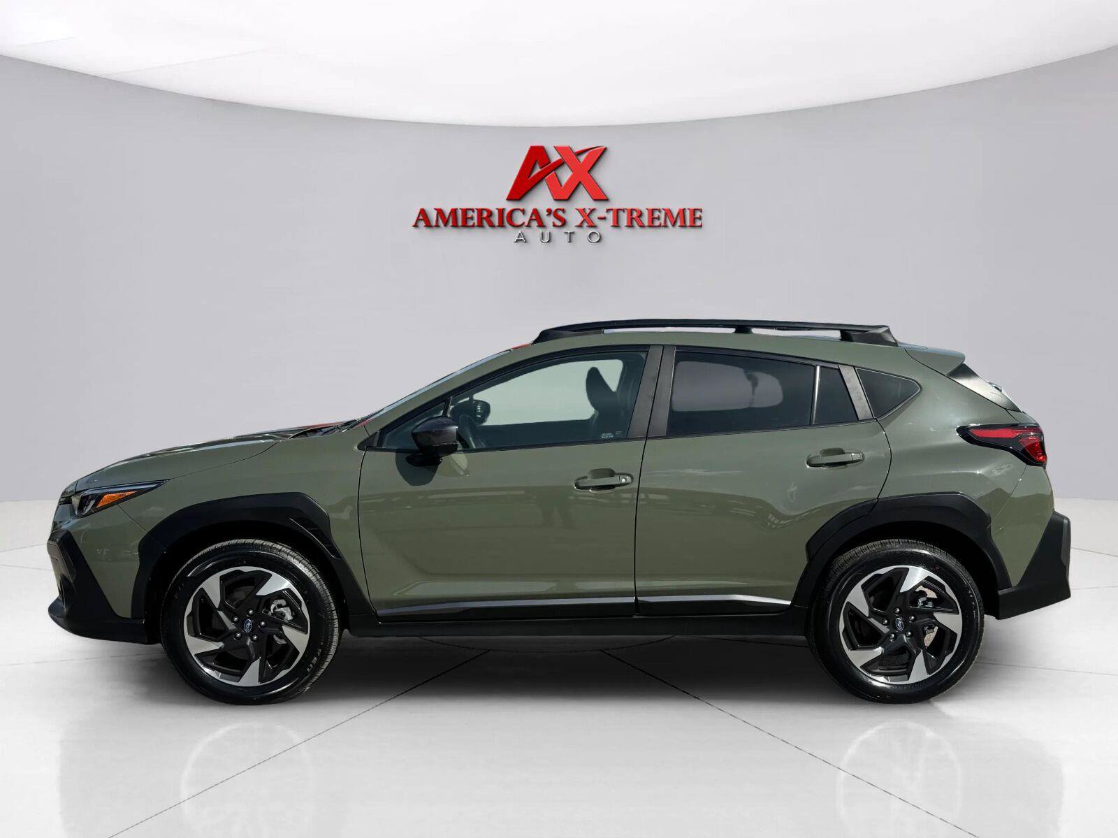 Used 2026 Subaru Crosstrek 2.5i Limited AWD/4WD image 2