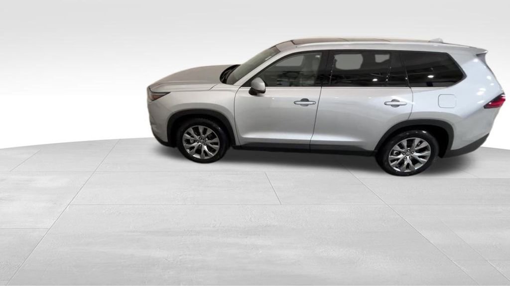 Used 2024 Toyota Grand Highlander Platinum image 11