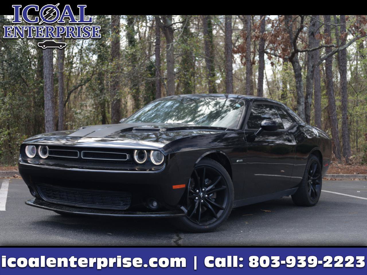 Used 2017 Dodge Challenger R/T RWD image 1