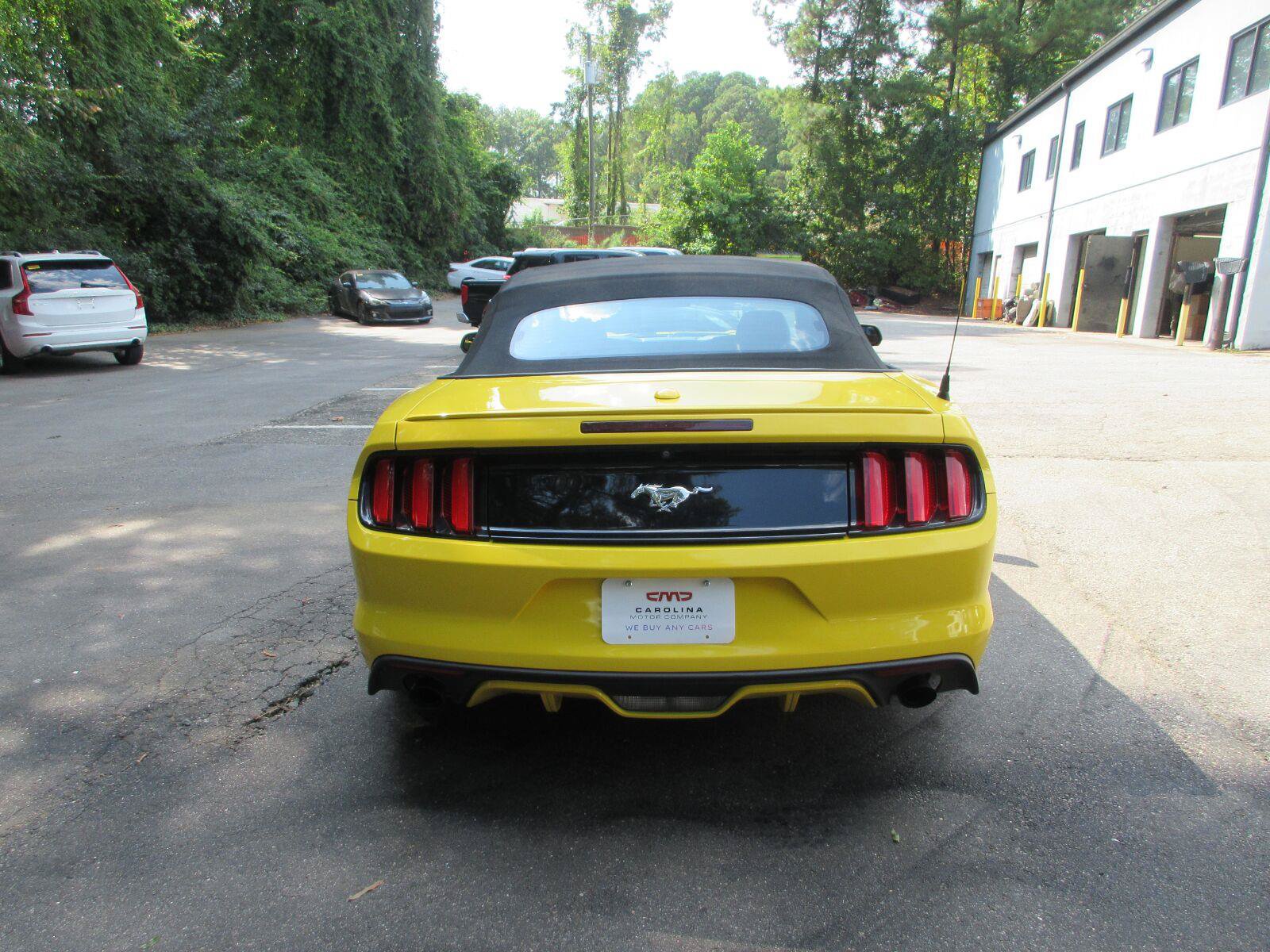 Used 2016 Ford Mustang Premium RWD image 6