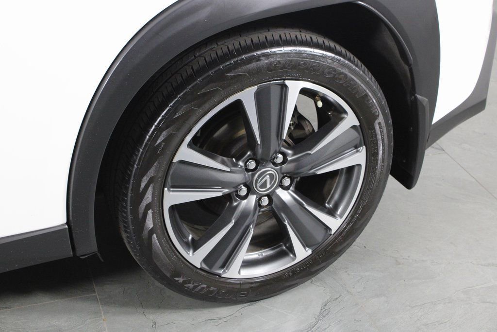 Used 2019 Lexus UX 200 image 10