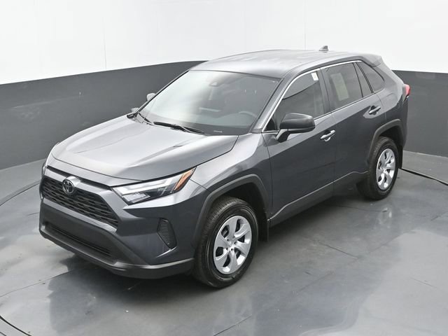 Used 2025 Toyota RAV4 LE FWD image 29