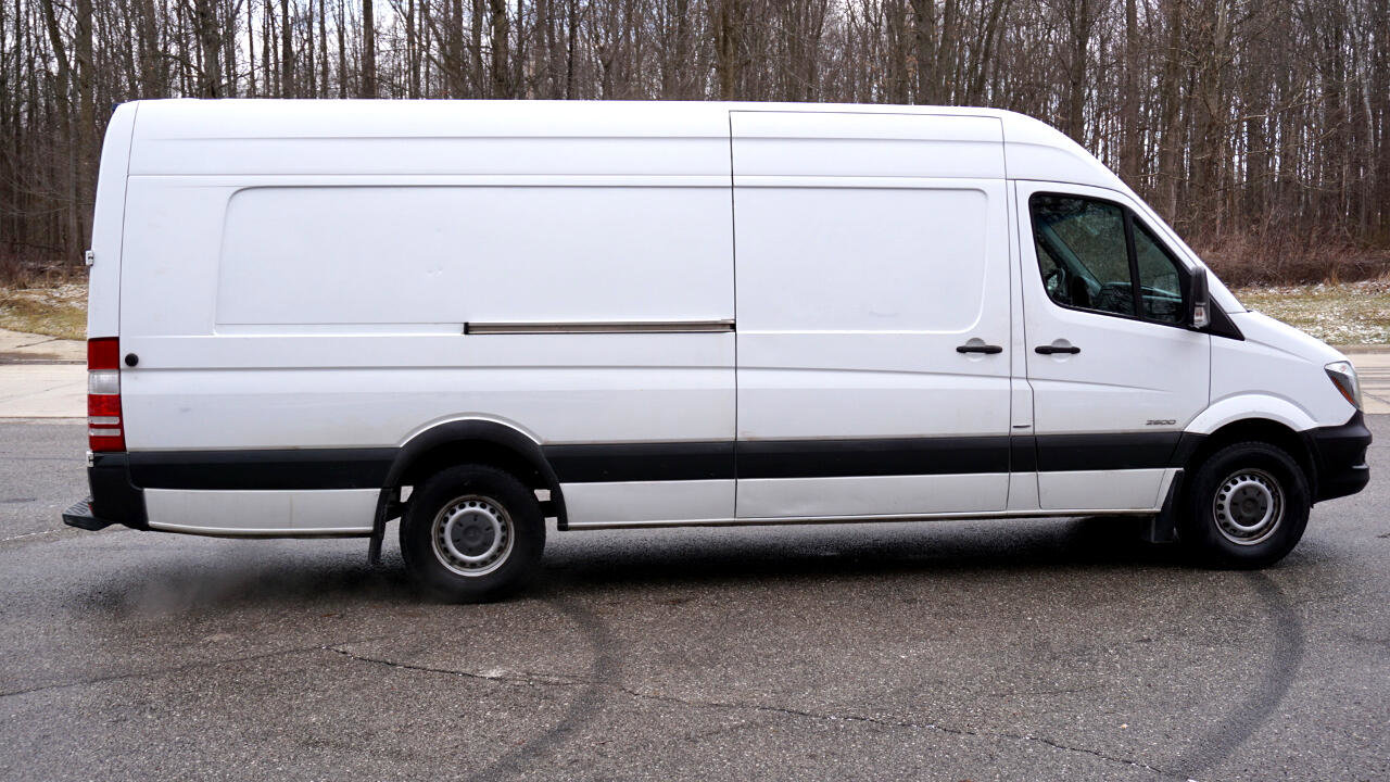 Used 2016 Mercedes-Benz Sprinter 2500 w/ Driver Comfort Package image 6