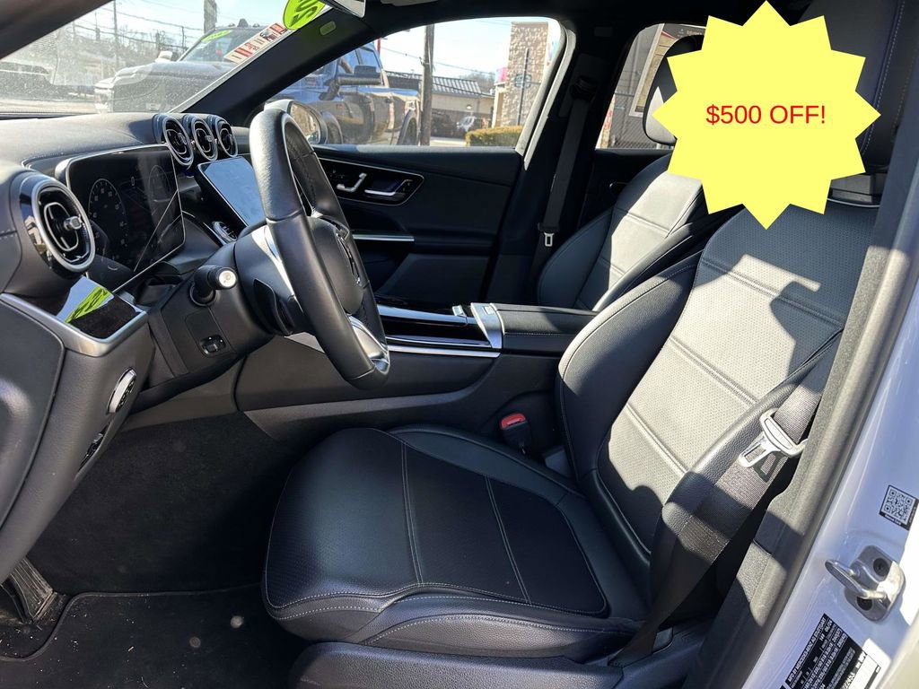 Used 2024 Mercedes-Benz GLC 300 4MATIC image 14