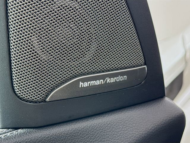 Used 2020 BMW X7 xDrive40i w/ Executive Package image 19