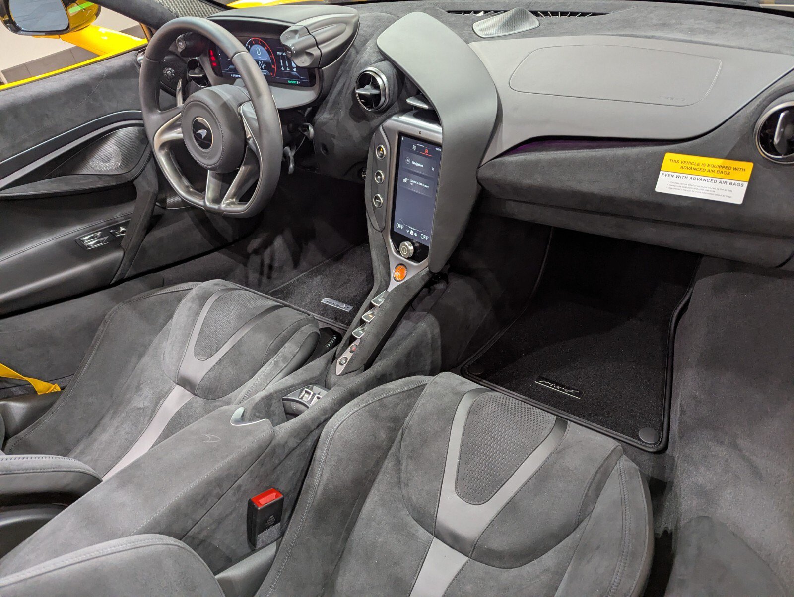New 2026 McLaren 750S Spider RWD image 20