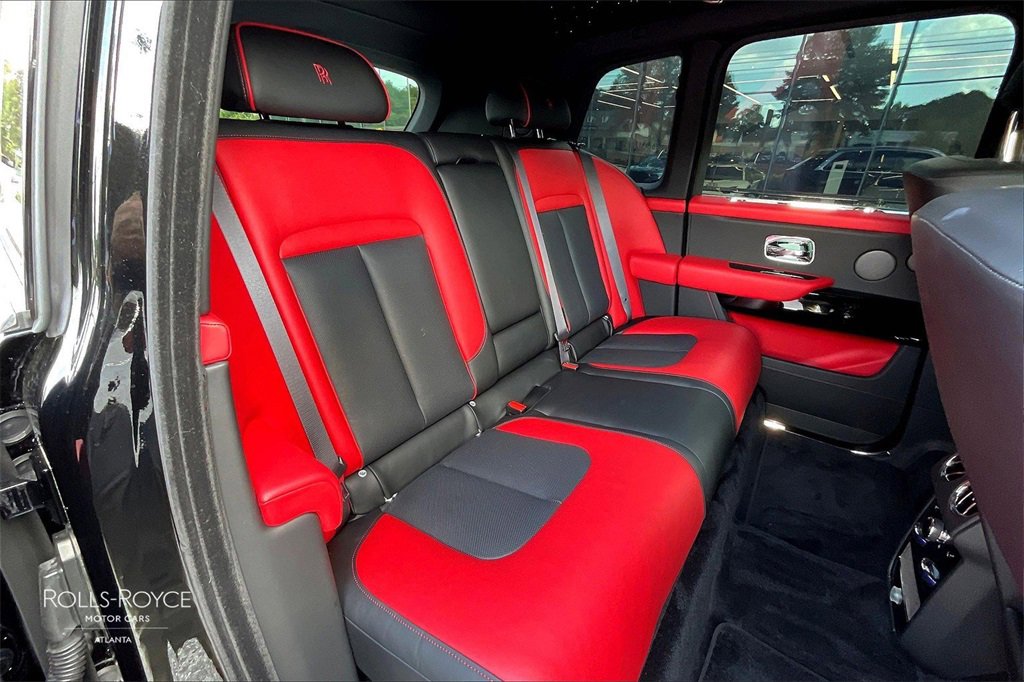 Certified 2025 Rolls-Royce Cullinan image 26