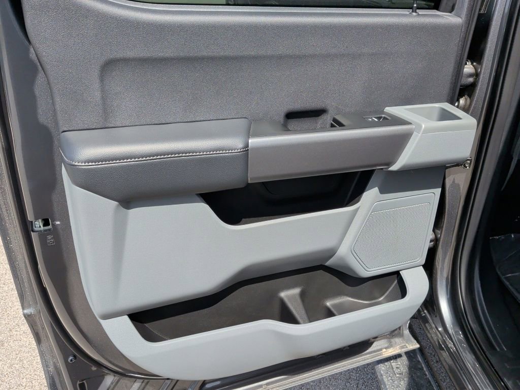 New 2026 Ford F250 XL w/ STX Appearance Package image 31