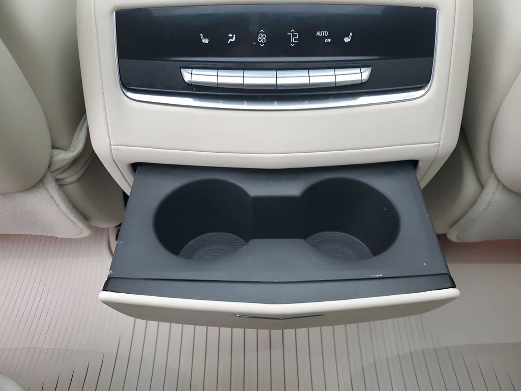 Used 2024 Cadillac Escalade Sport Platinum image 24