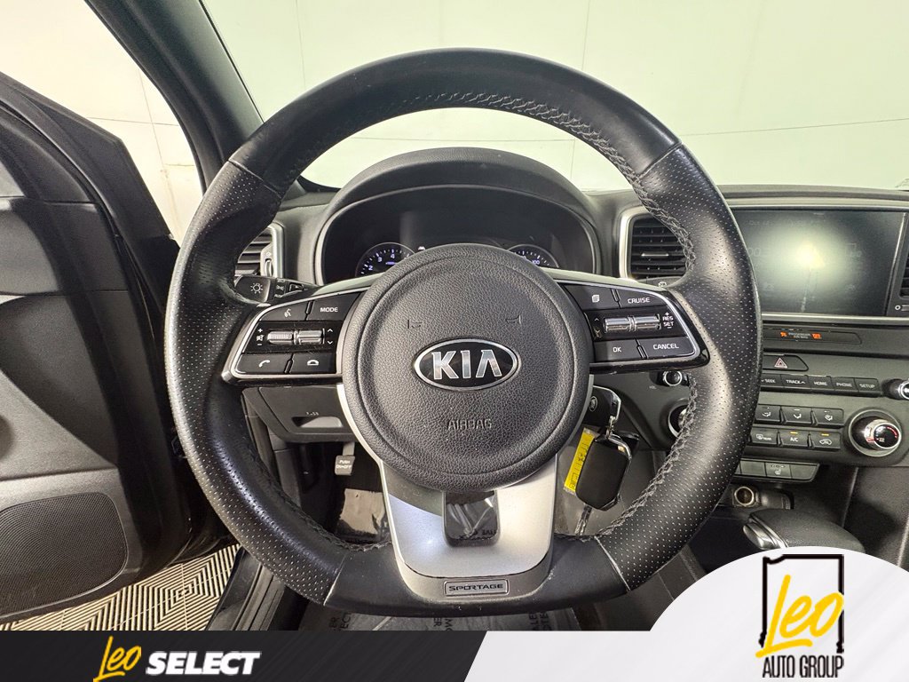 Used 2022 Kia Sportage Nightfall Edition AWD/4WD image 11