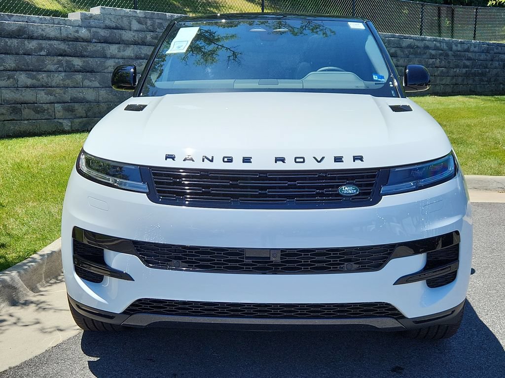 New 2026 Land Rover Range Rover Sport SE AWD/4WD image 8