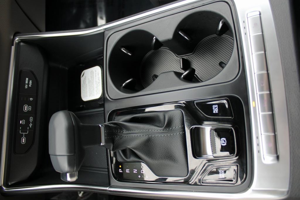 New 2026 Kia Carnival EX FWD image 27
