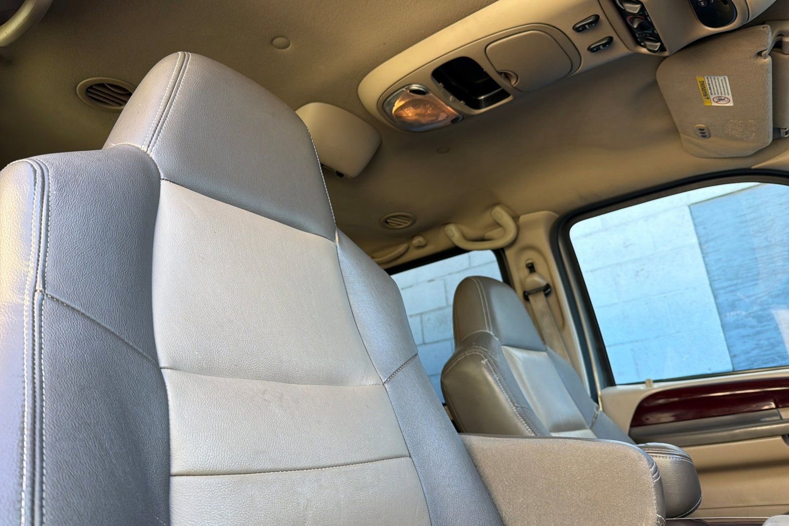 Used 2004 Ford Excursion Eddie Bauer image 15