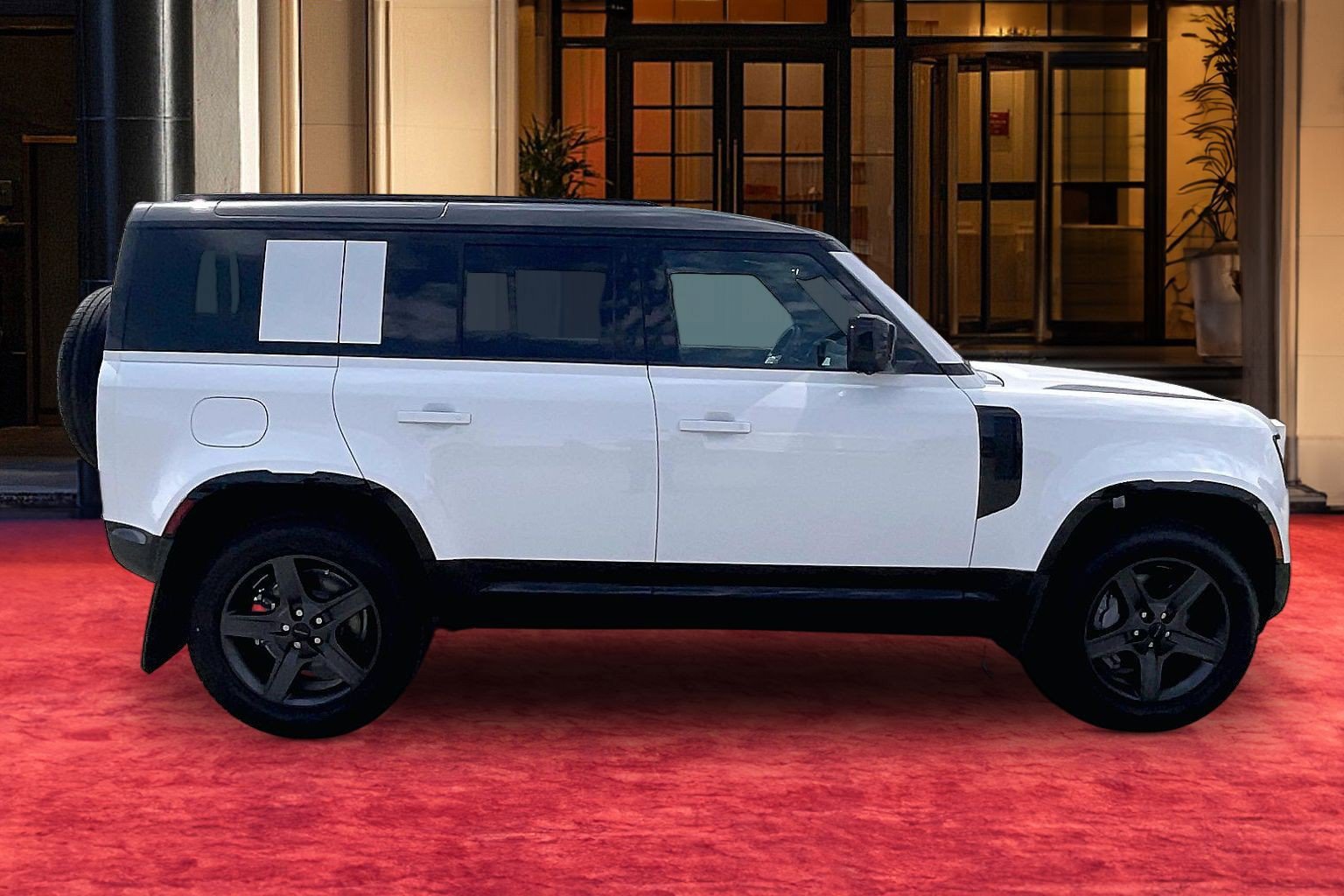 New 2026 Land Rover Defender 110 X-Dynamic SE AWD/4WD image 6