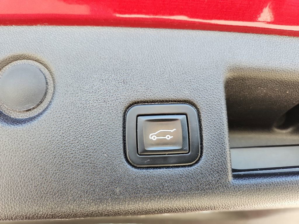 Certified 2018 Chevrolet Equinox Premier AWD/4WD image 37
