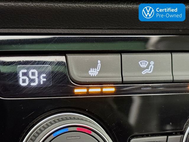 Certified 2023 Volkswagen Taos SEL image 21