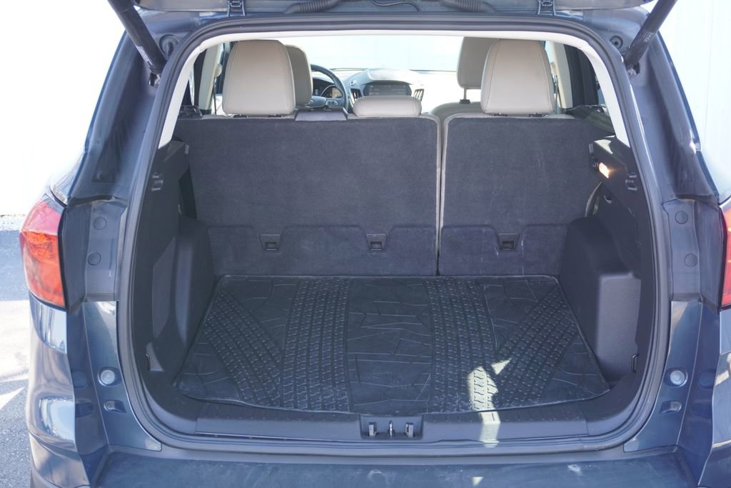 Used 2019 Ford Escape Titanium image 9