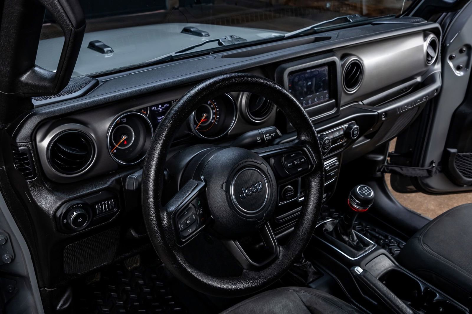 Used 2022 Jeep Wrangler Unlimited Sport AWD/4WD image 17