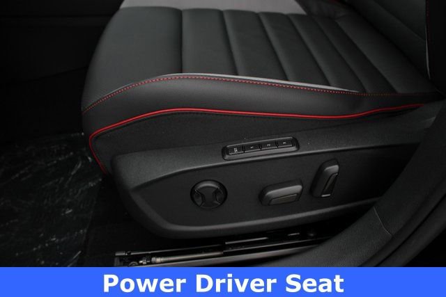 New 2026 Volkswagen GTI SE image 4