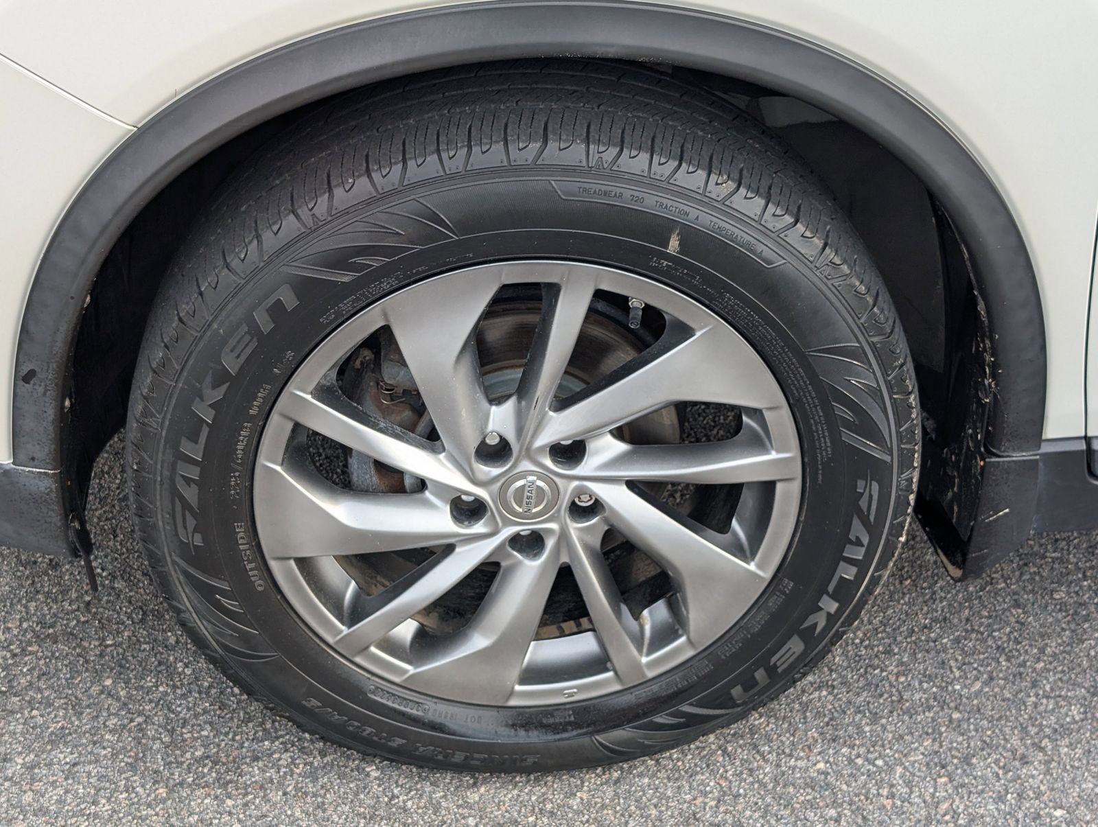 Used 2015 Nissan Rogue SL w/ SL Premium Package FWD image 13