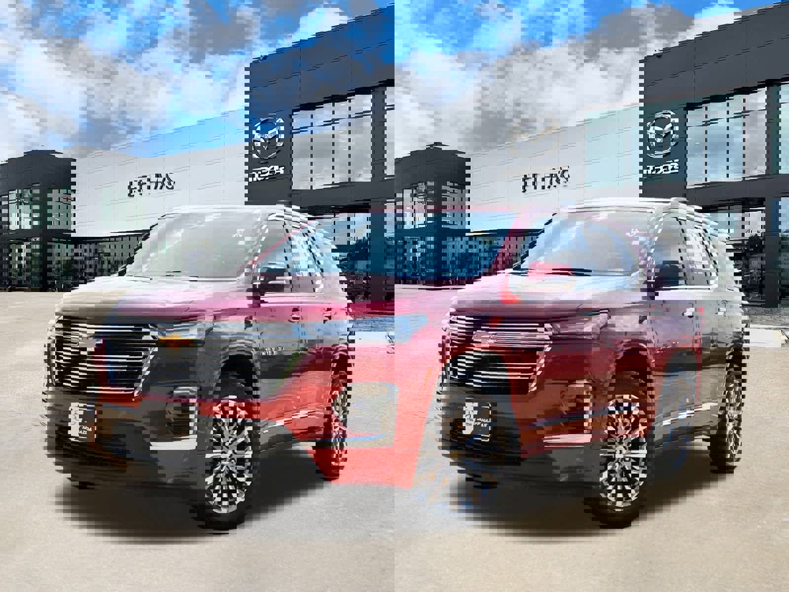 Used 2023 Chevrolet Traverse Premier