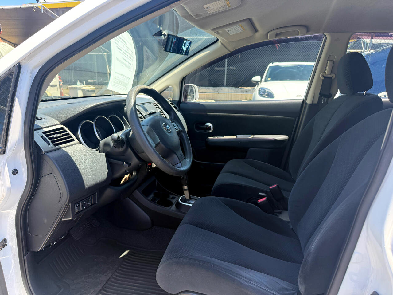 Used 2011 Nissan Versa 1.8 S w/ PWR Plus Pkg image 9