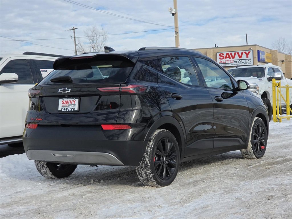 Used 2023 Chevrolet Bolt EUV LT w/ Redline Edition image 14