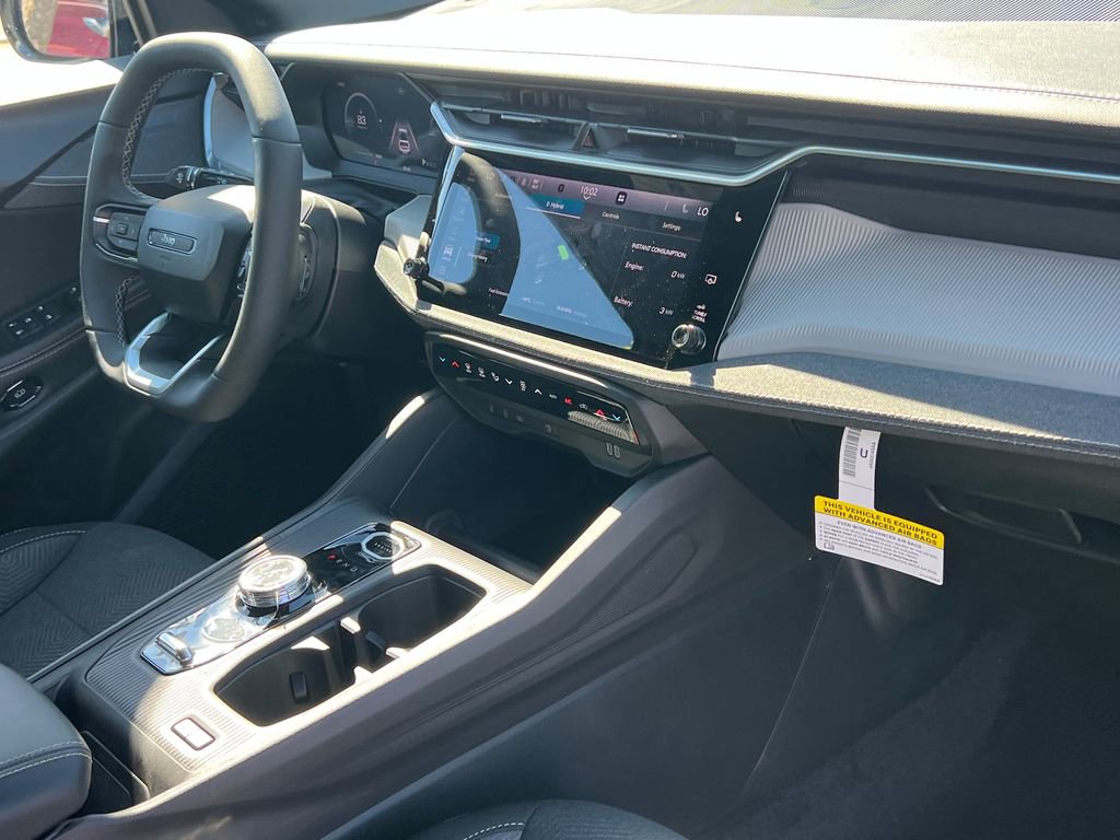 New 2026 Jeep Cherokee Laredo image 15