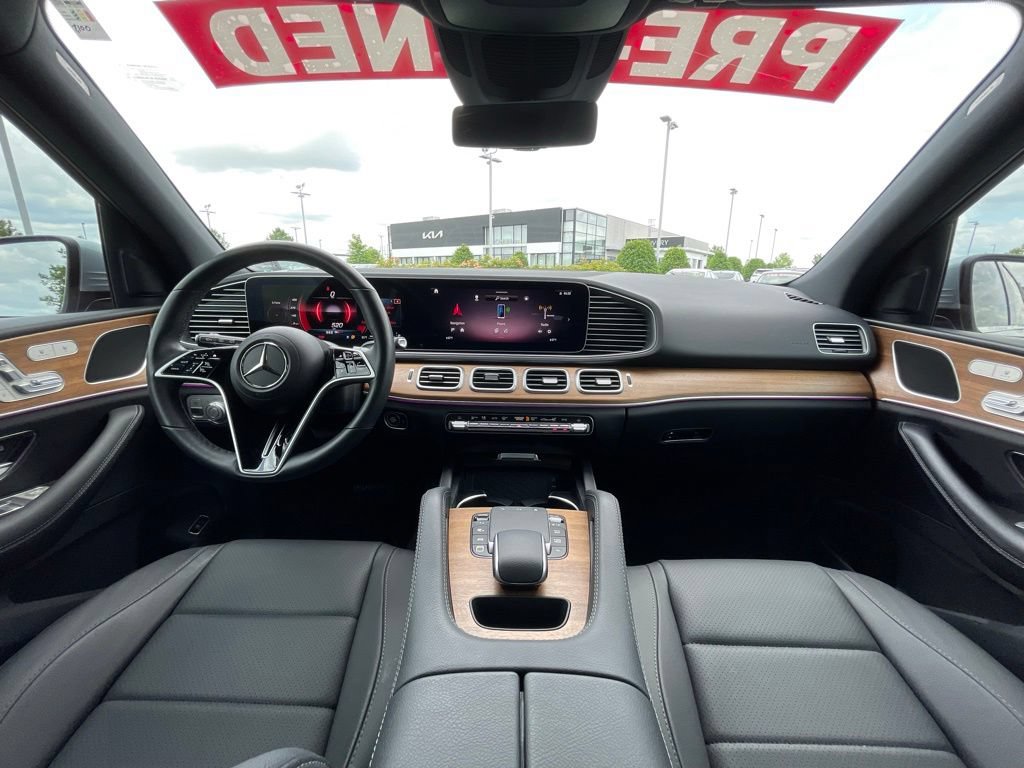 Used 2025 Mercedes-Benz GLE 450 4MATIC w/ Winter Package image 29