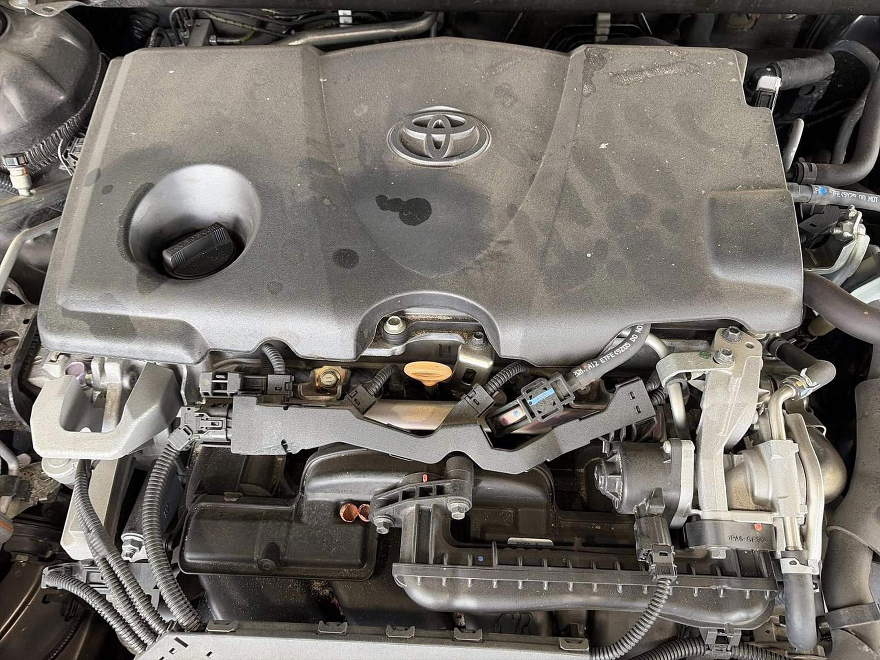 Used 2020 Toyota Camry LE image 26