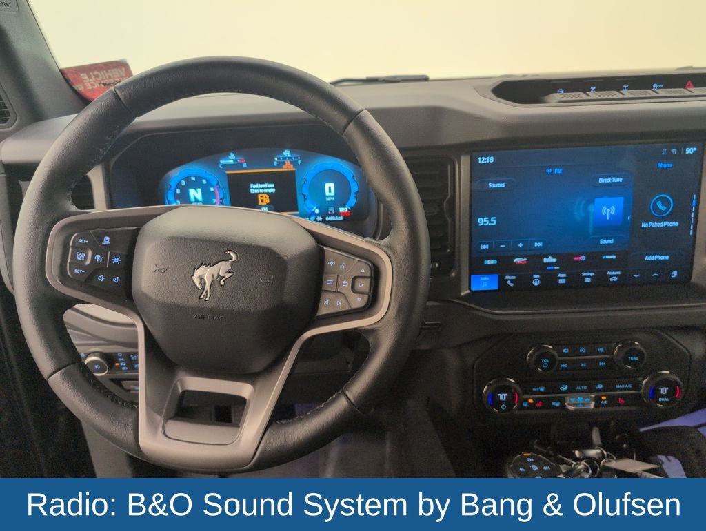 Used 2025 Ford Bronco Badlands image 25
