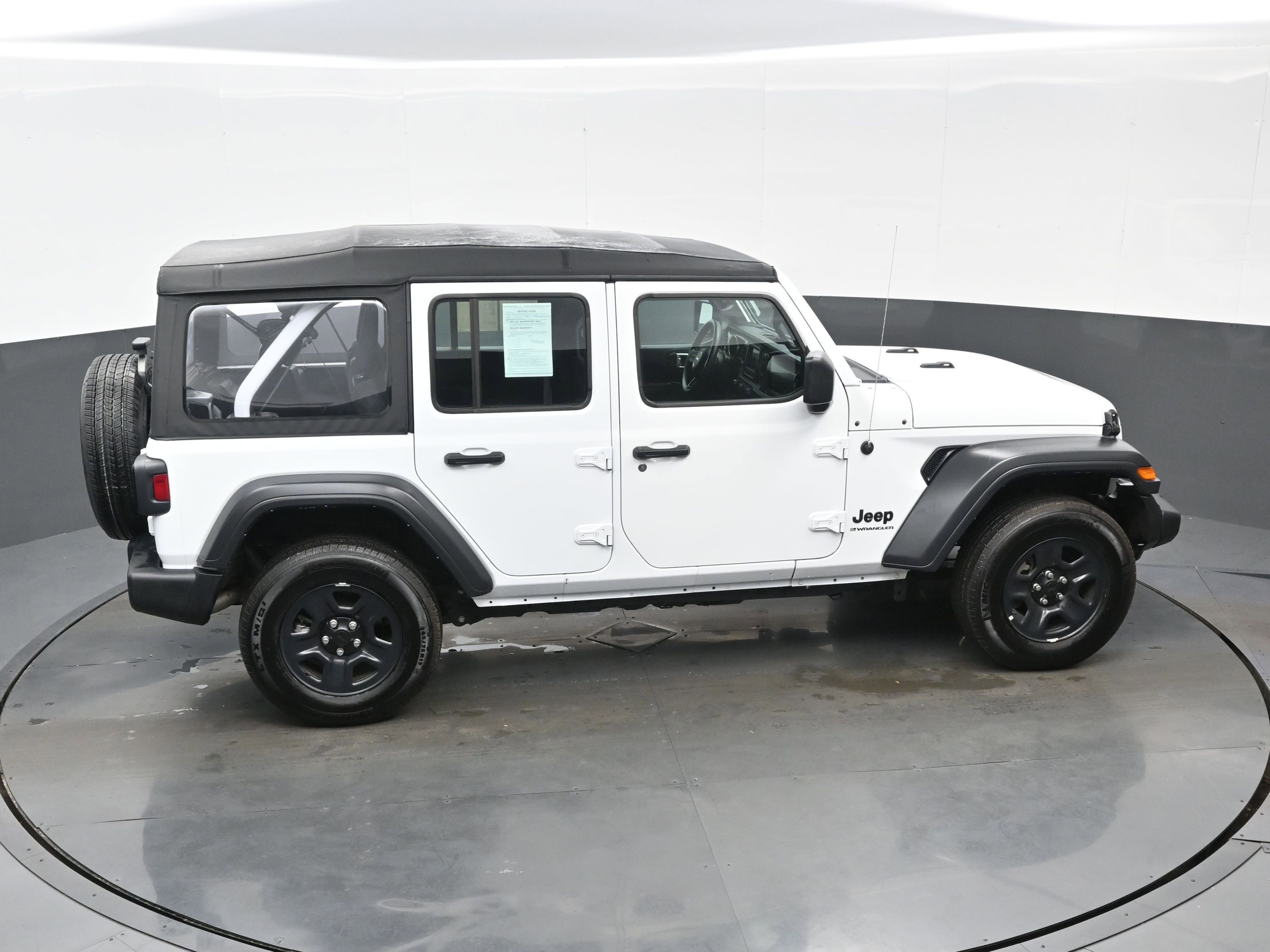 Used 2023 Jeep Wrangler Sport image 33