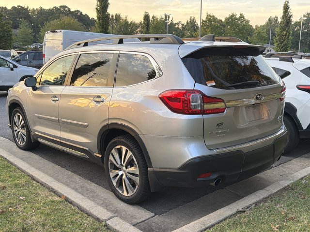 Used 2020 Subaru Ascent Limited w/ Technology Package AWD/4WD image 4