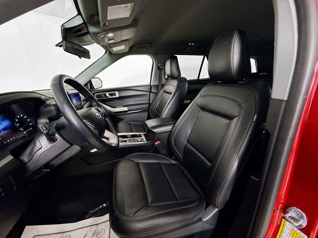 Certified 2022 Ford Explorer XLT w/ Equipment Group 202A image 20