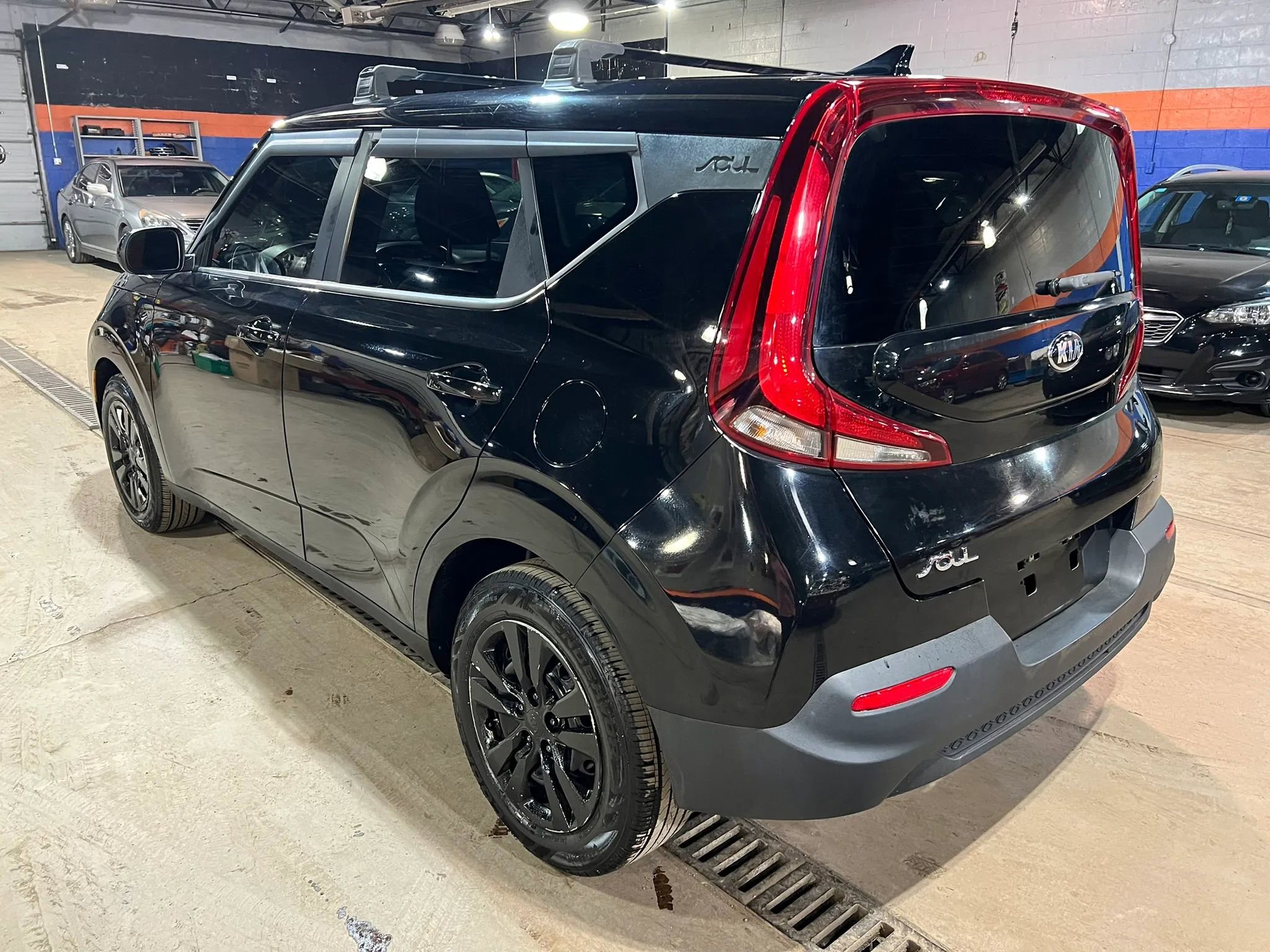 Used 2021 Kia Soul LX FWD image 5