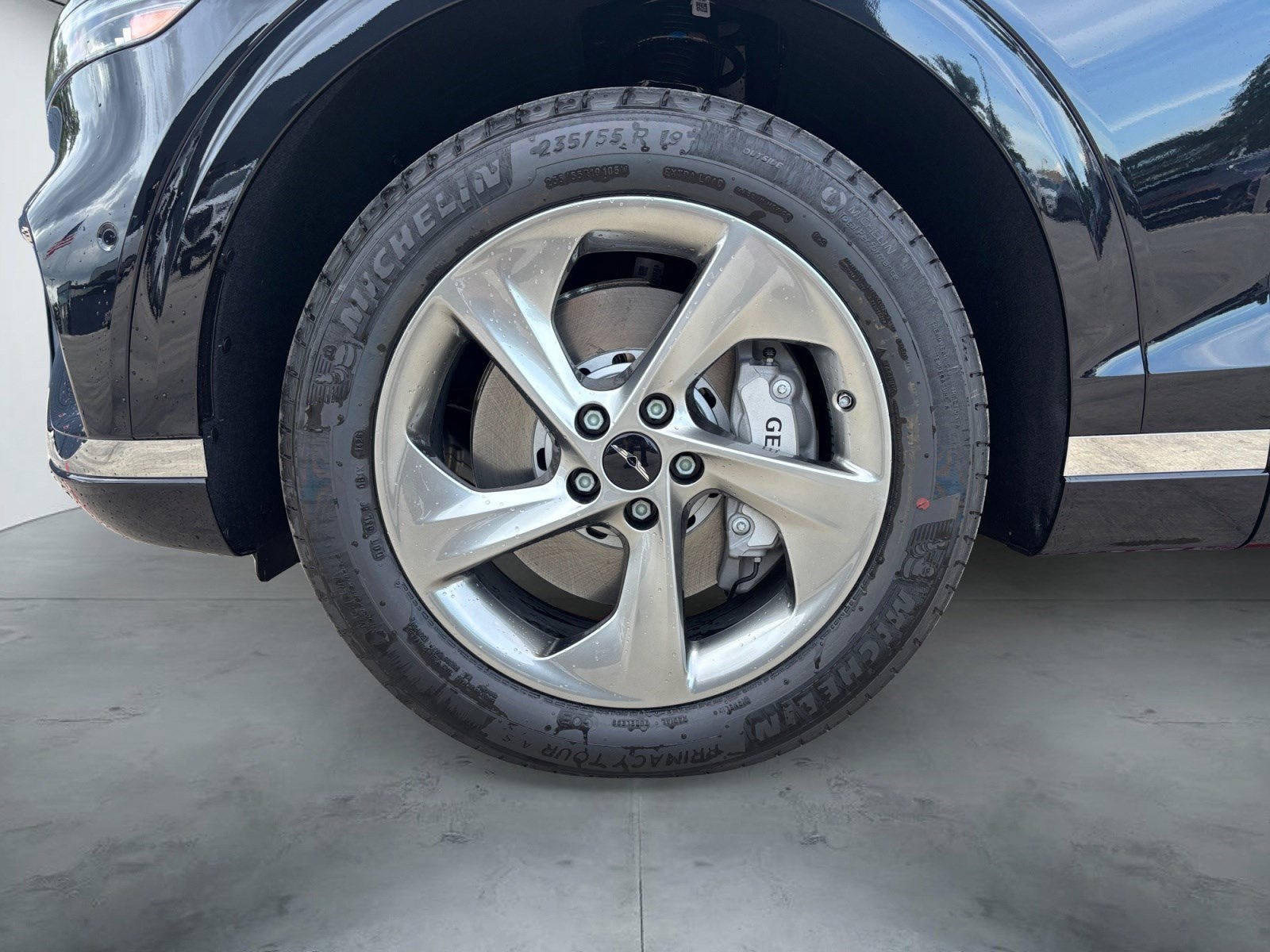 New 2026 Genesis GV70 2.5T Advanced AWD/4WD image 14