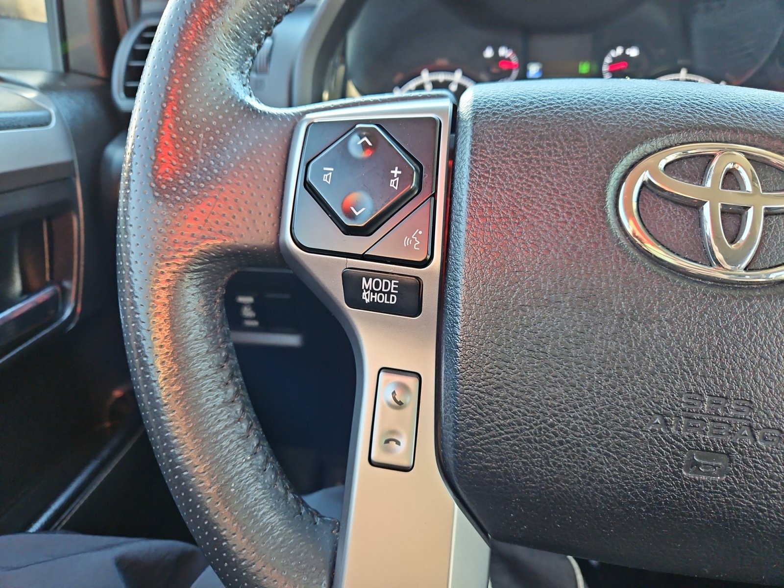 Used 2021 Toyota 4Runner SR5 AWD/4WD image 24