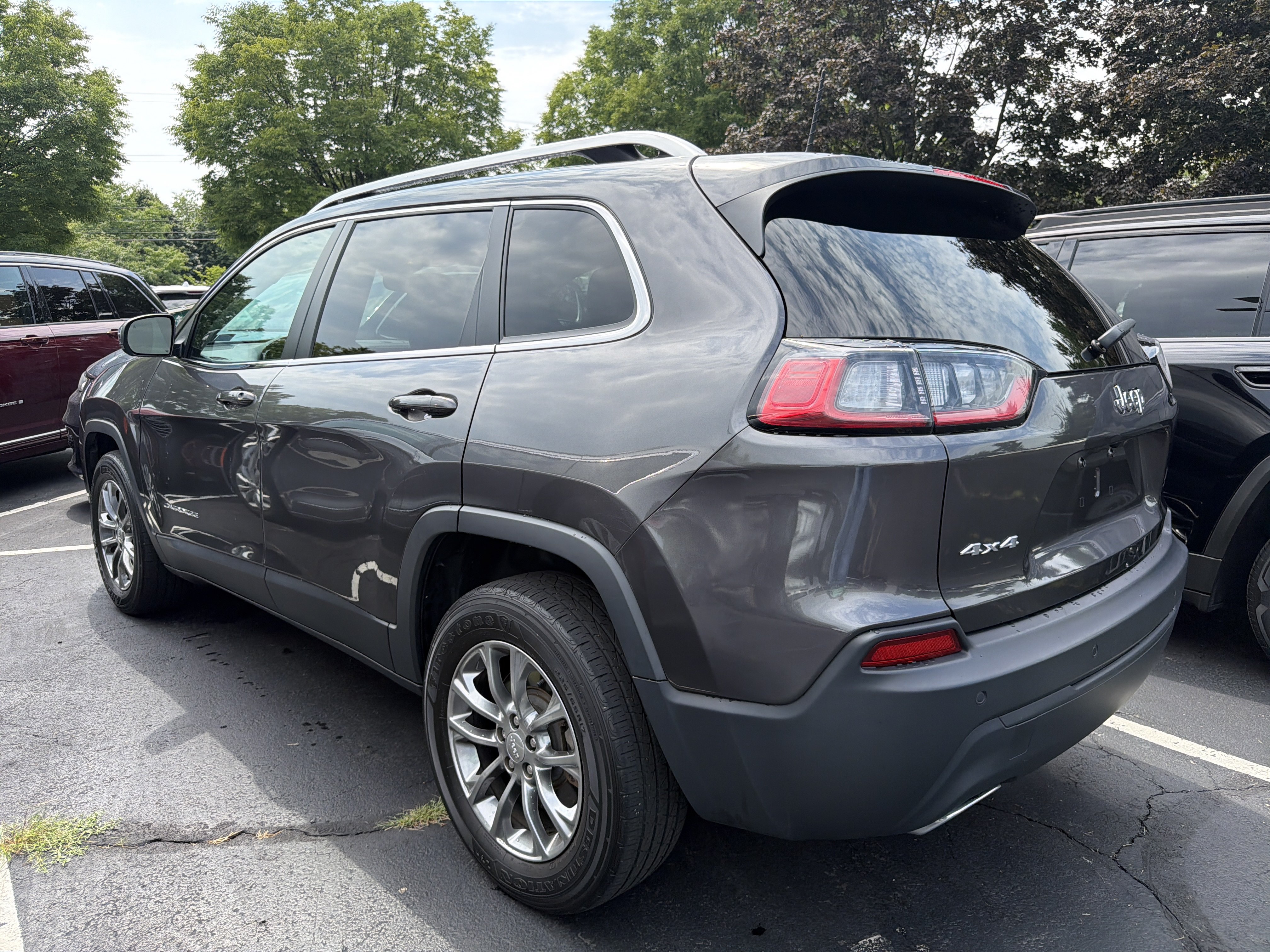 Certified 2020 Jeep Cherokee Latitude Lux w/ Quick Order Package 26H Lux AWD/4WD image 5