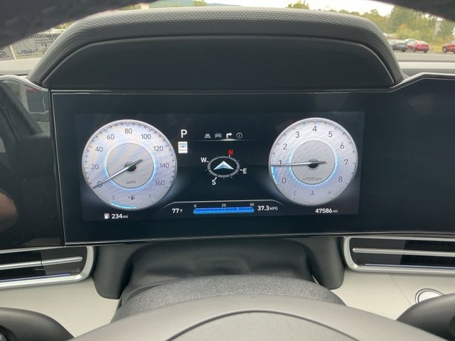 Certified 2024 Hyundai Elantra Limited image 15