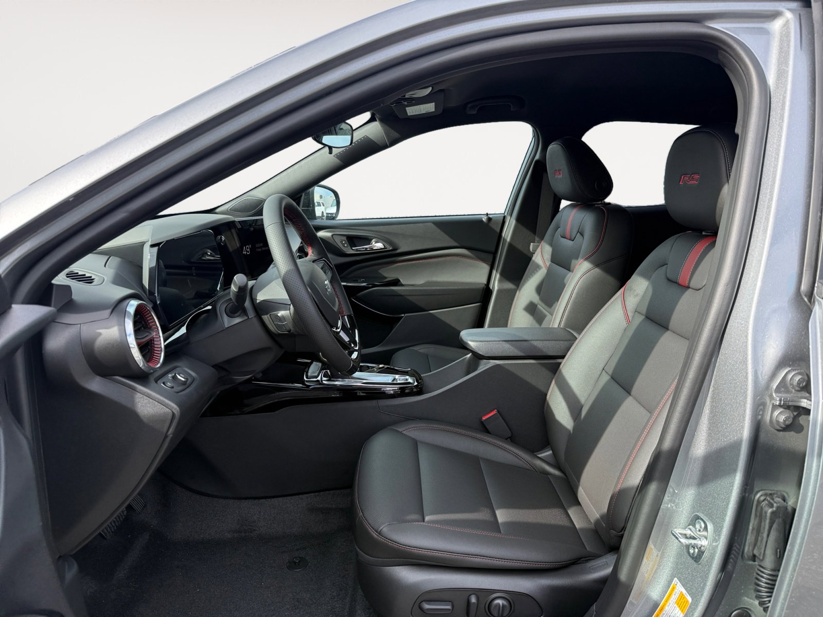 New 2026 Chevrolet Trax RS w/ Driver Confidence Package FWD image 10