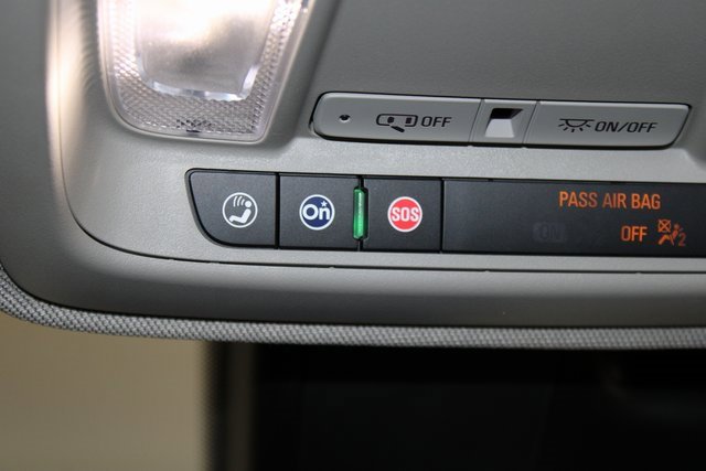 Certified 2022 Cadillac XT4 Luxury w/ Cold Weather Package image 28