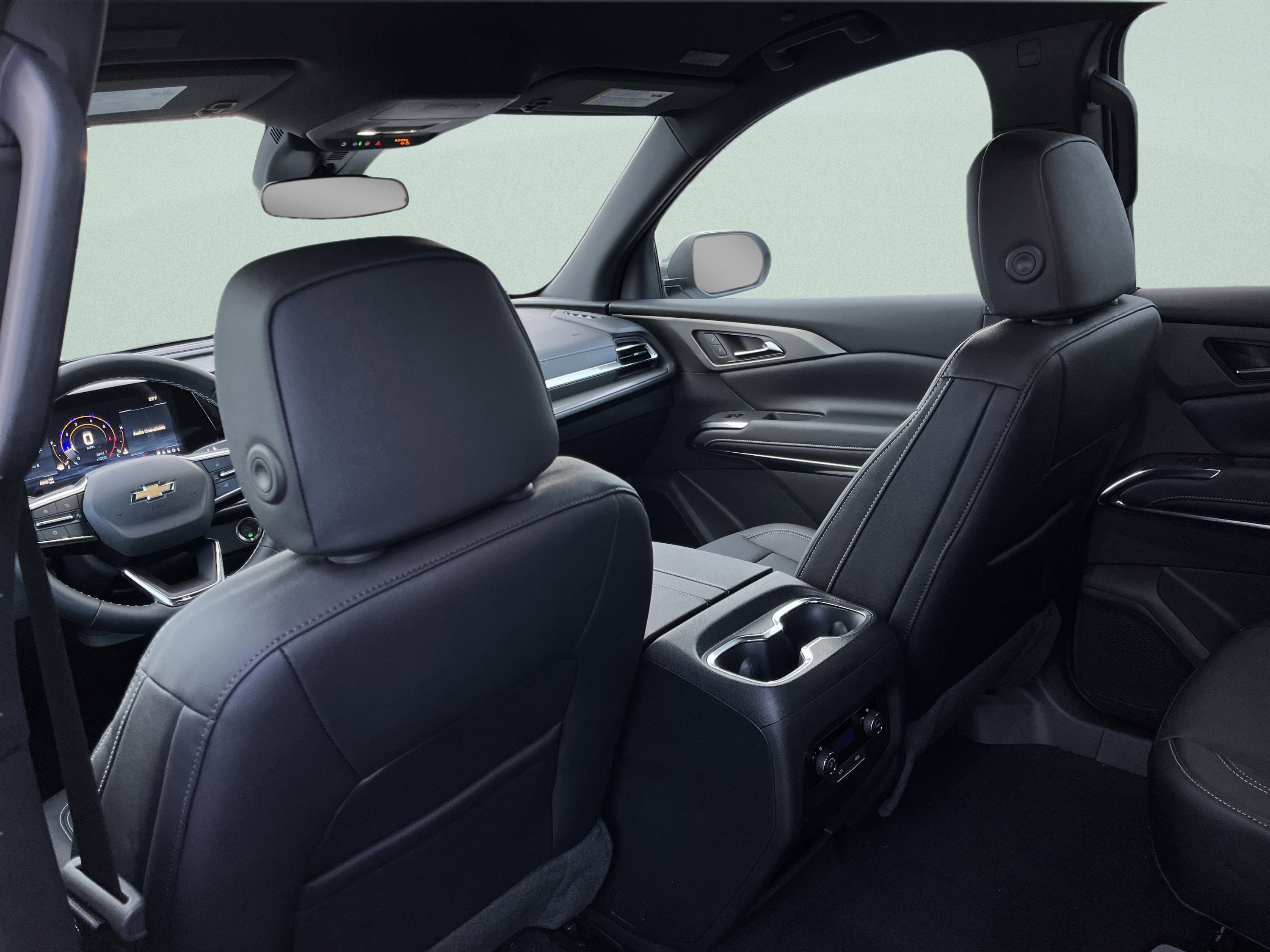 New 2026 Chevrolet Traverse LT image 24